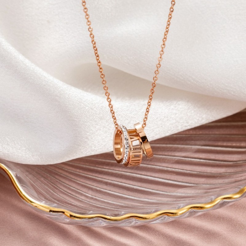 Hollow-Out Roman Numeral Three-Circle Necklace — Minimalist Style